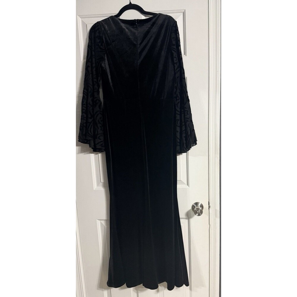 SHEIN Curve Maxi Dress Velvet Burnout Bell Sleeve 0XL Black Goth Evening‎ Gown